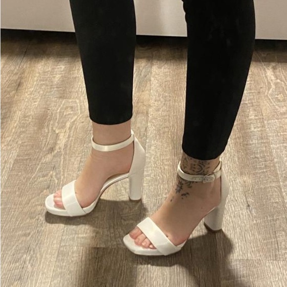 Naturalizer White Block Heel Sandals - Picture 5 of 8